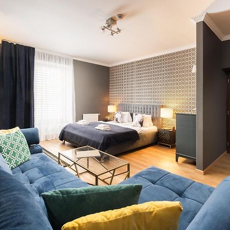 Wine & Wellness Hotel Besedni Dum Valtice Exterior foto