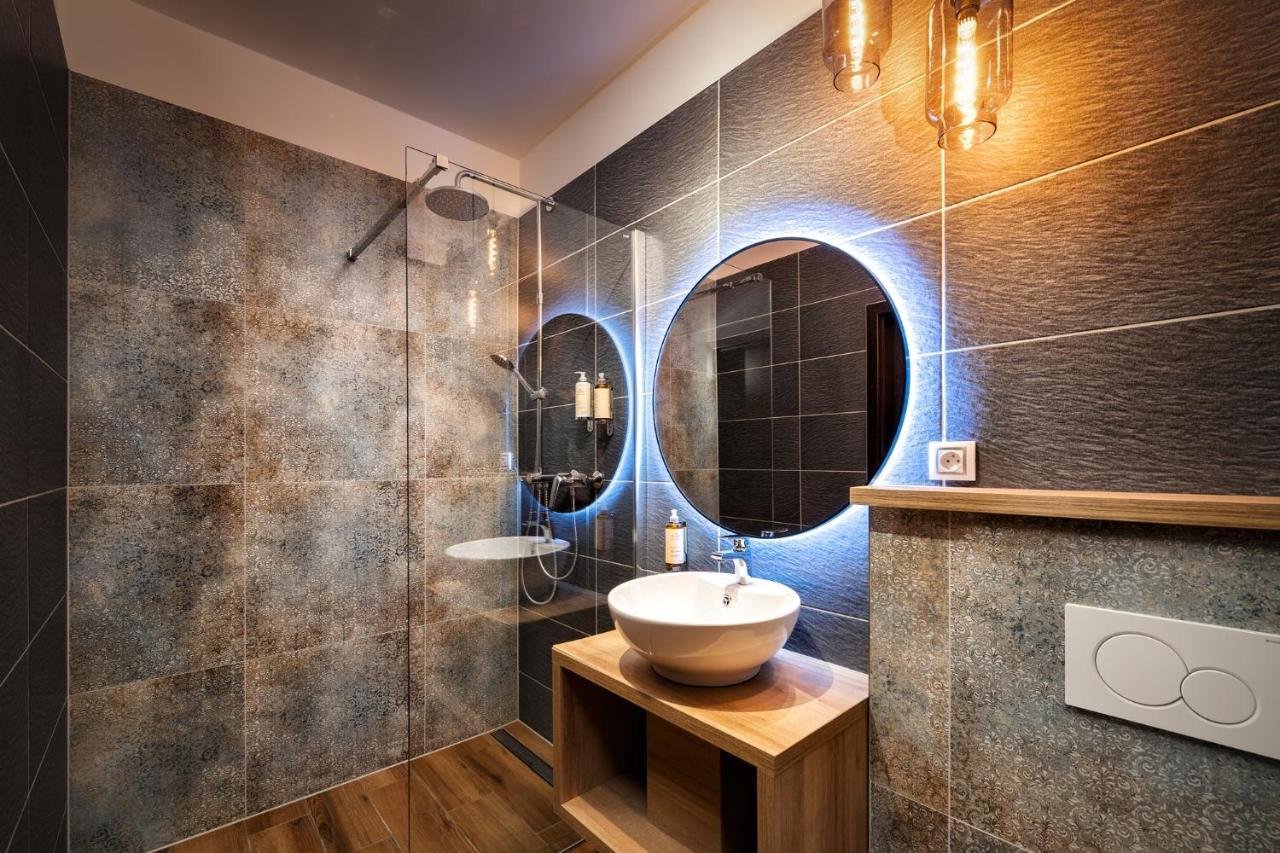 Wine & Wellness Hotel Besedni Dum Valtice Exterior foto