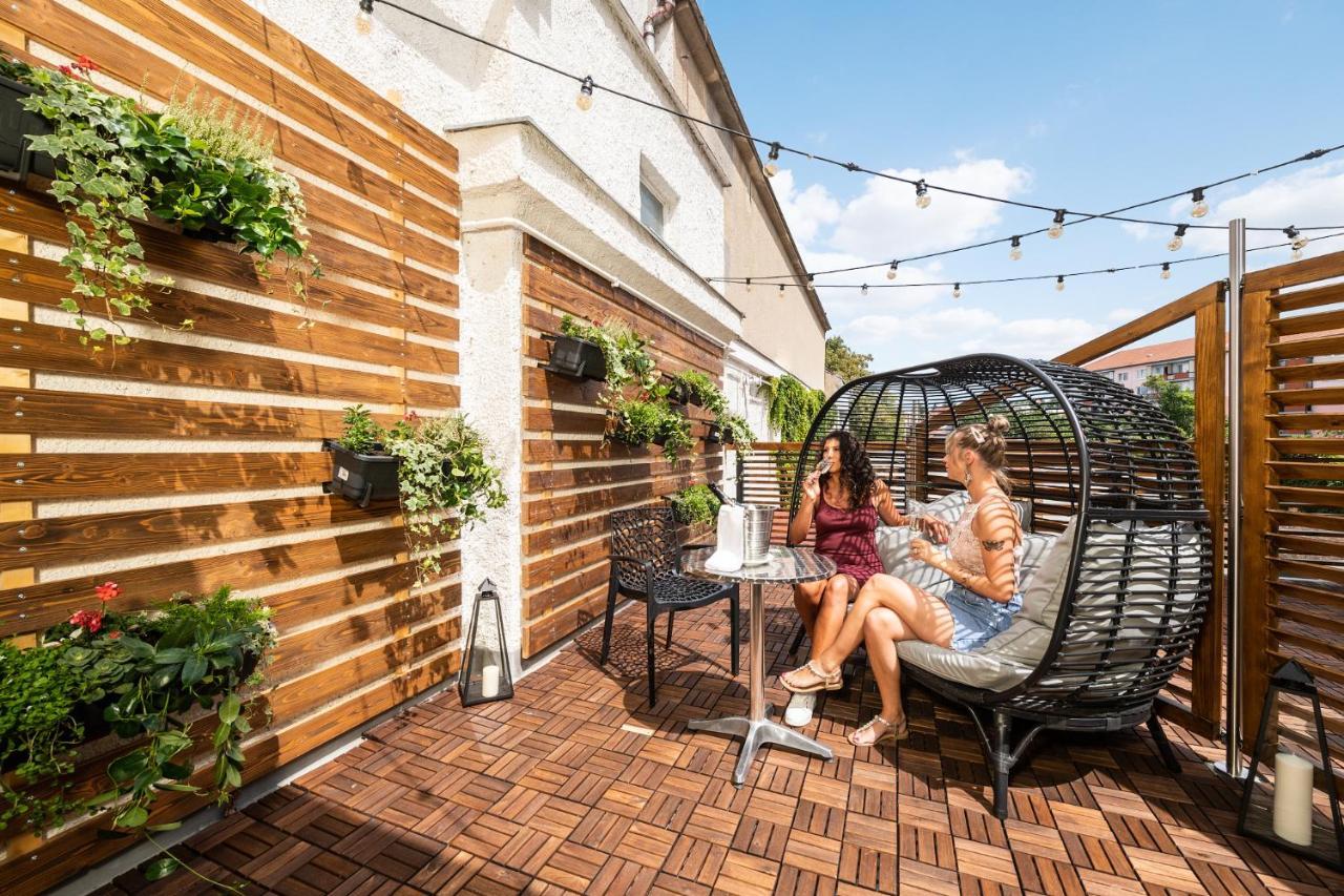 Wine & Wellness Hotel Besedni Dum Valtice Exterior foto