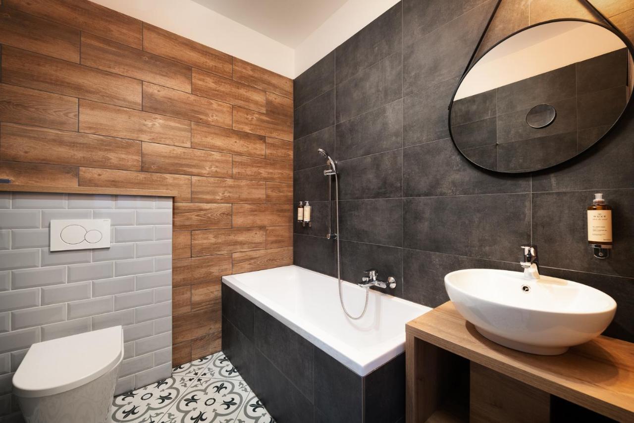 Wine & Wellness Hotel Besedni Dum Valtice Exterior foto