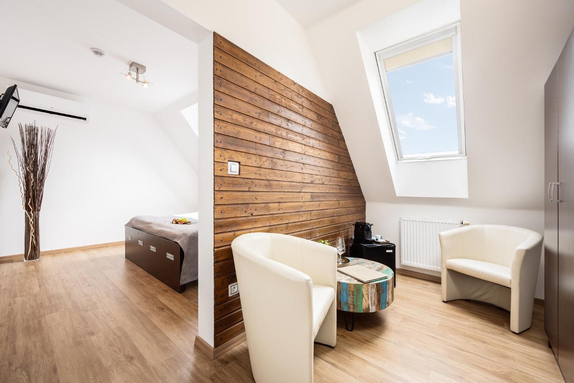 Wine & Wellness Hotel Besedni Dum Valtice Exterior foto